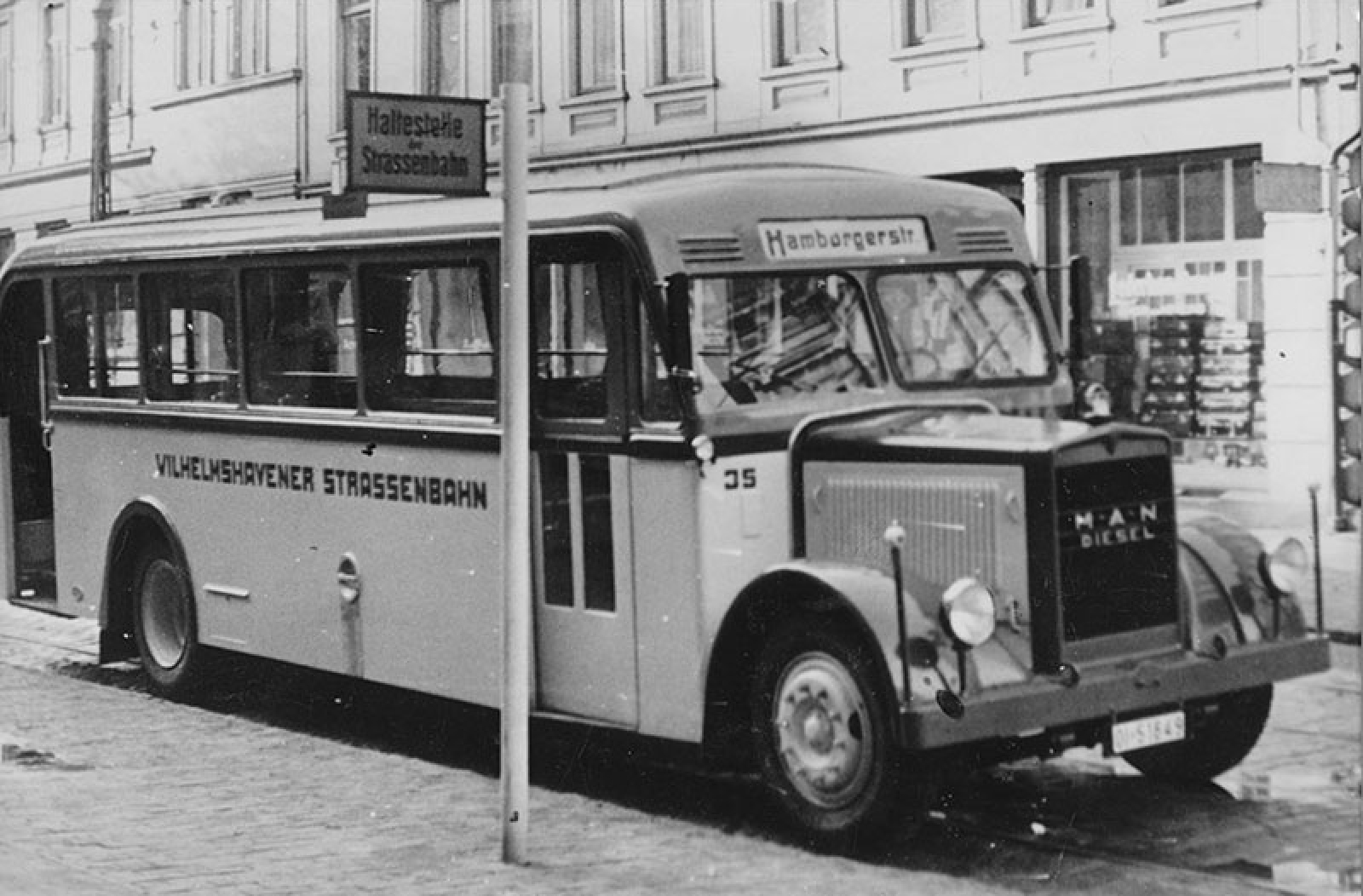 150 Jahre Stadtwerke Wilhelmshaven Mercedes Benzメルセデスベンツ