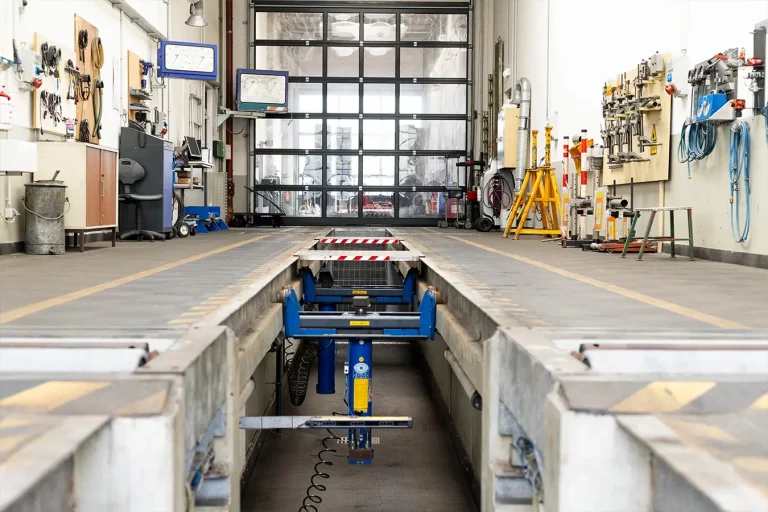 Hebebühne Werkstatt Verkehrsbetriebe Wilhelmshaven